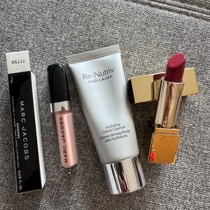 Estee Lauder beauty set new